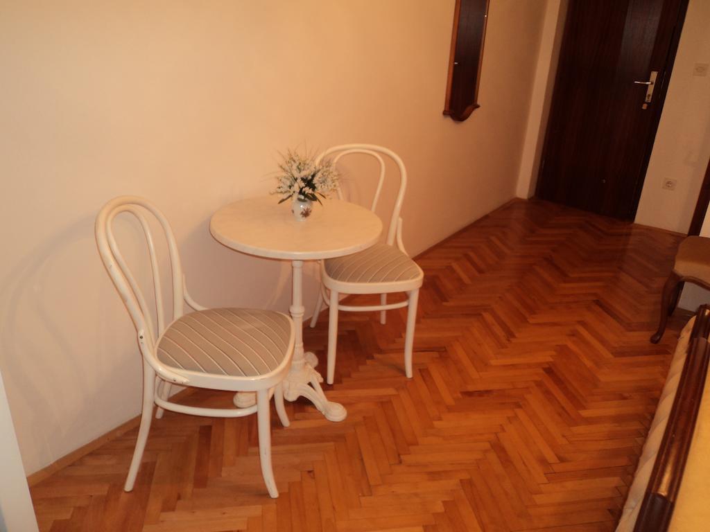 Apartments Racetin 玛里纳 客房 照片