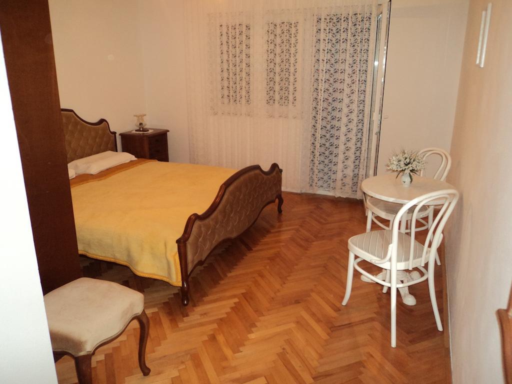 Apartments Racetin 玛里纳 客房 照片