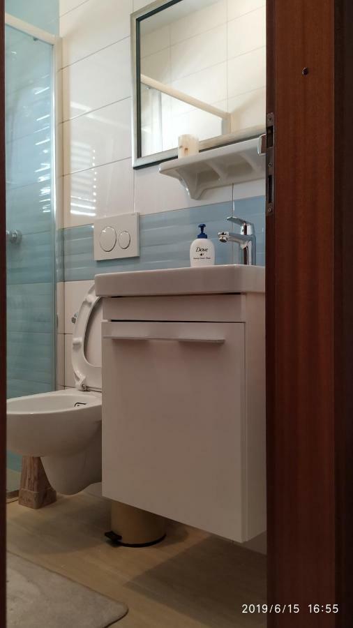 Apartments Racetin 玛里纳 外观 照片