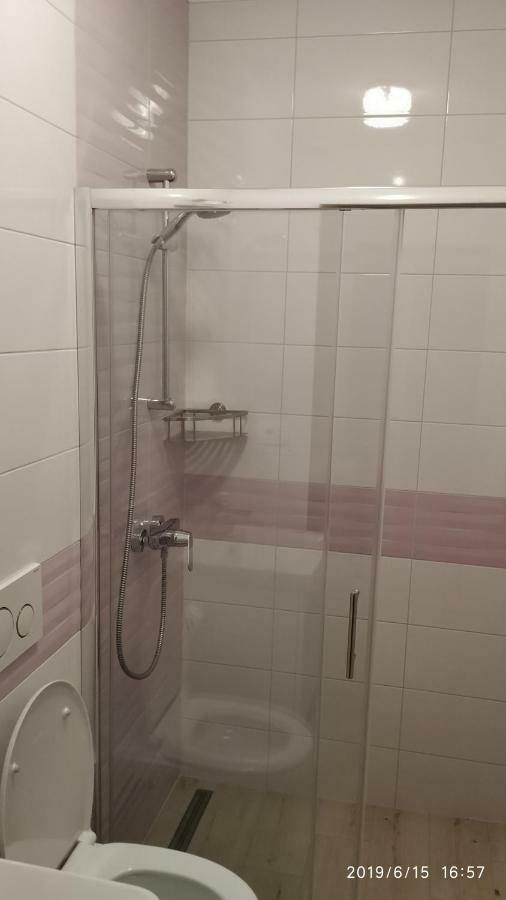 Apartments Racetin 玛里纳 外观 照片